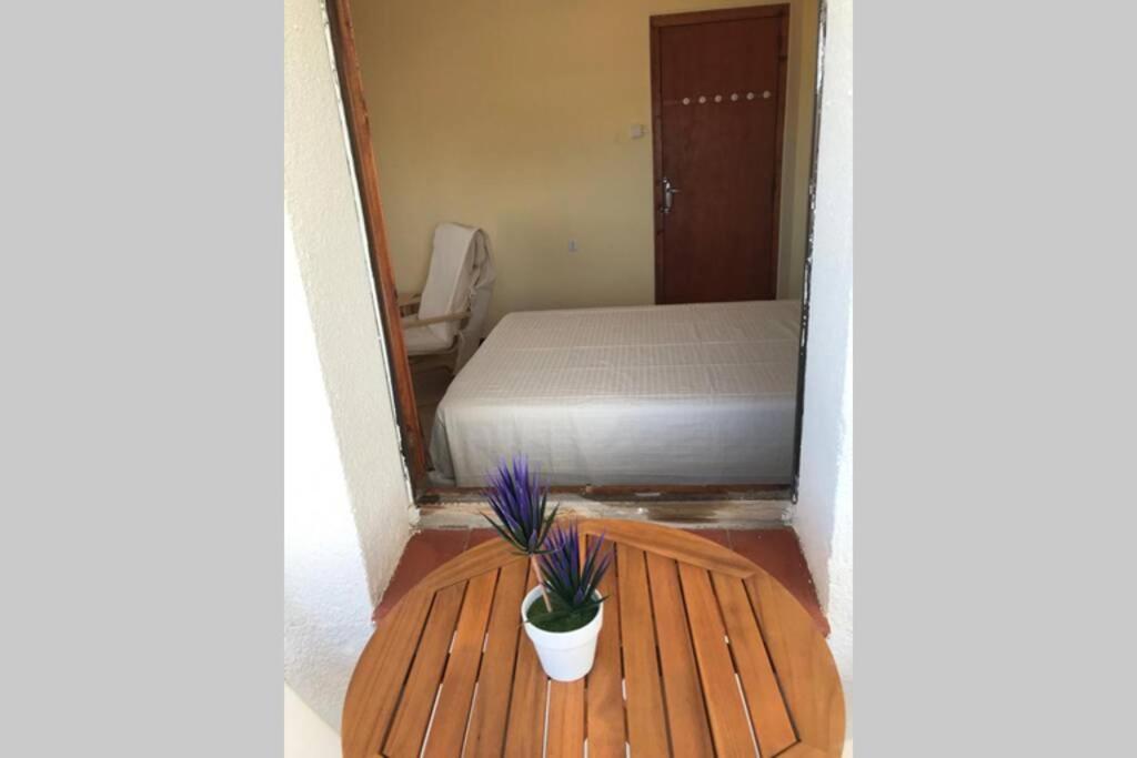 El Faro Apartaments Platja Llarga-Les Salines-Tgn 塔拉戈纳 外观 照片