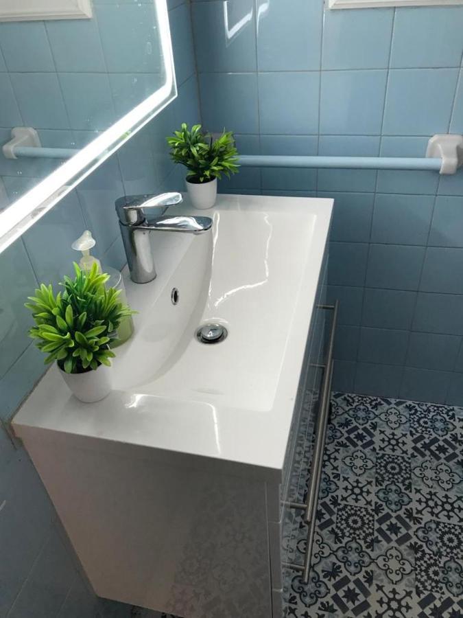 El Faro Apartaments Platja Llarga-Les Salines-Tgn 塔拉戈纳 外观 照片