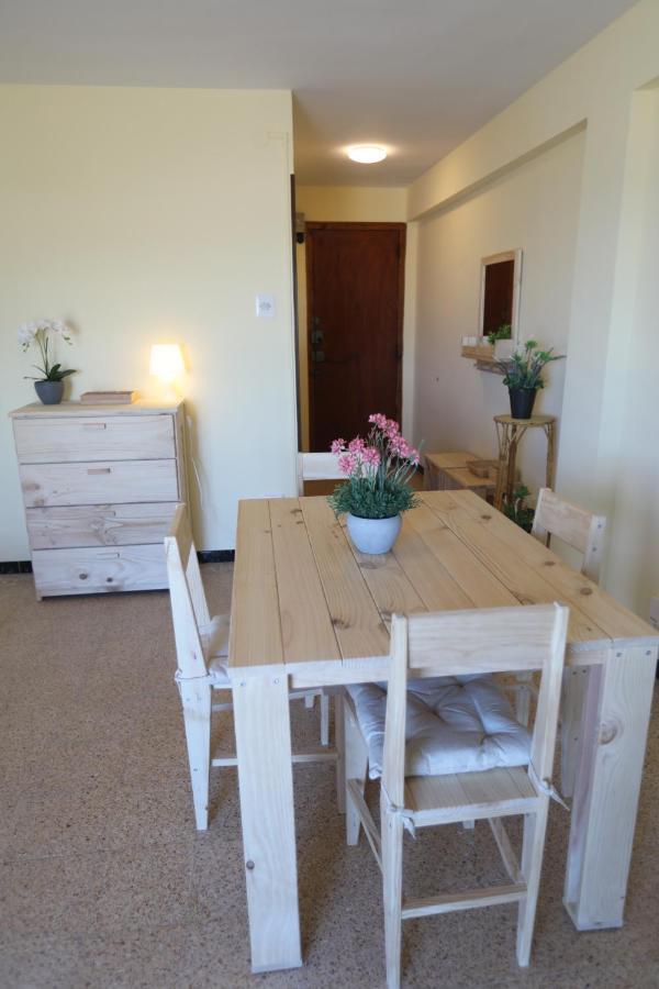 El Faro Apartaments Platja Llarga-Les Salines-Tgn 塔拉戈纳 外观 照片