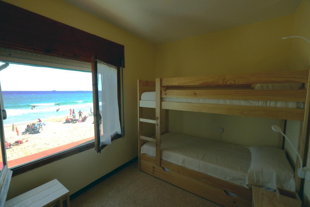El Faro Apartaments Platja Llarga-Les Salines-Tgn 塔拉戈纳 外观 照片
