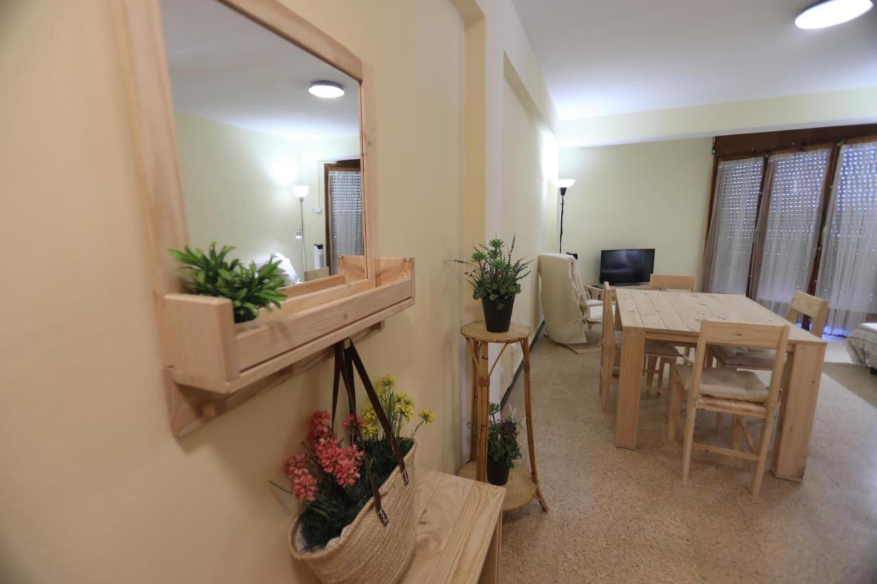 El Faro Apartaments Platja Llarga-Les Salines-Tgn 塔拉戈纳 外观 照片